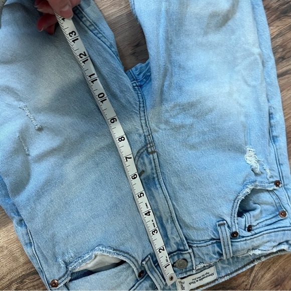 Abercrombie & Fitch High Rise Mom Jean Destroyed Ripped Frayed Hem - Picture 10 of 13